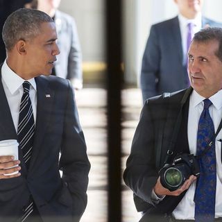 See Obama and Reagan through the eyes of White House photographer Pete Souza