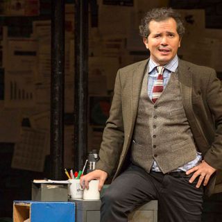 Actor John Leguizamo compares Latino support for Trump to ‘roaches for Raid’