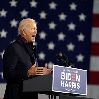 Biden eyes GOP candidates for Cabinet slots