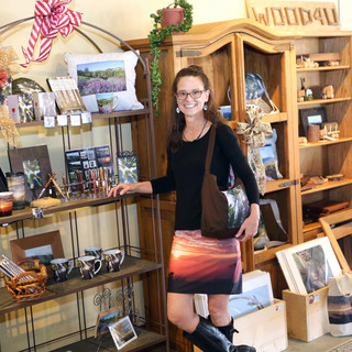 New business: Wearable local photography boutique opens