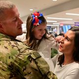 700 Minnesota National Guard soldiers deployed in Middle East return home after a year