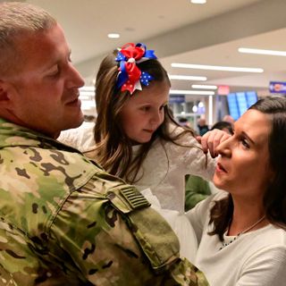 700 Minnesota National Guard soldiers deployed in Middle East return home after a year