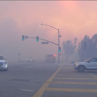 Silverado Fire: 13,354 acres burned, 78K ordered to evacuate as blaze that critically injured 2 firefighters continues to rage near Irvine