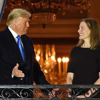 ‘Pure fascism’: ‘Campaign photo op’ capturing Amy Coney Barrett ‘flaunting allegiance’ to Trump goes viral