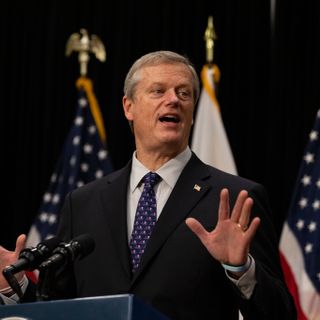 Thanksgiving dinners with family, friends ‘worst possible scenario’ for spreading coronavirus, says Charlie Baker