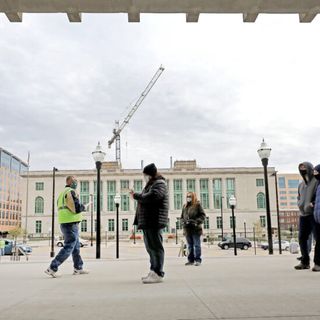 Masks, poll watchers, pandemic: Wisconsin prepares for Election Day