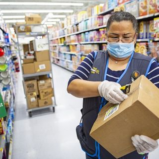 Walmart Blocks Vermont Workers From Hazard Pay Program | Off Message