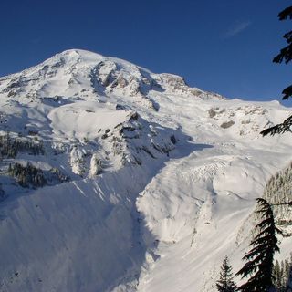 Mount Rainier hiker lost in whiteout, clinically dead for 45 minutes, then 2 days later he opened his eyes