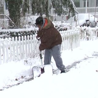 Chief Meteorologist Gil Simmons says CT is in for a stormy winter; projects at least 6 statewide snowstorms