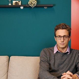 BuzzFeed to Acquire HuffPost in Stock Deal With Verizon Media