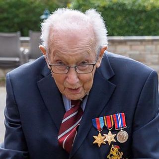 War veteran, 99, raises more than $2.5m for NHS amid pandemic