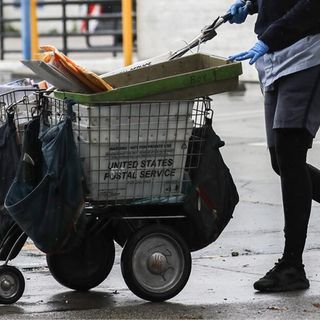 Postal Workers Say USPS Isn’t Telling Them When Colleagues Test Positive for COVID-19, Despite Promising To