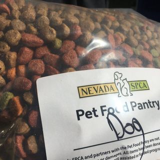 Nevada SPCA offering free pet food for struggling pet owners every Sunday