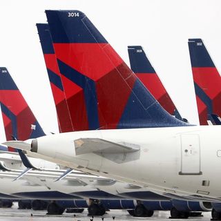 Delta Air Lines to keep blocking middle seats