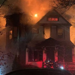 Elderly couple dies in house fire in Old Irving Park neighborhood