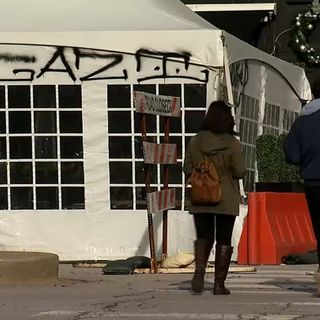 Restaurant Outdoor Dining Tents Vandalized in West Loop