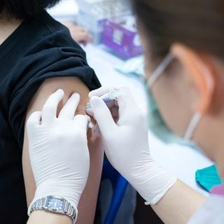 Tarrant County offering free flu shots for uninsured