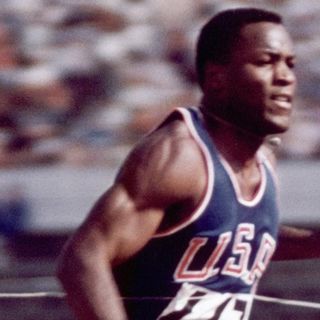 Rafer Johnson, 1960 Olympic decathlon champion, dies at 86