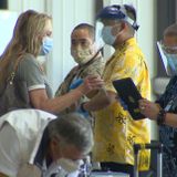 Lawmakers push for two tests for travelers, reduced quarantine time