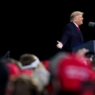 At Georgia rally, Trump spouts election falsehoods, amplifies old grievances