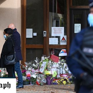 Hundreds pay respects at funeral of Chechen refugee who beheaded French teacher