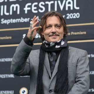 Let's take a sober look at how Johnny Depp has fucked up his own life