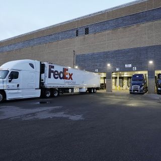 First shipment of Pfizer-BioNTech coronavirus vaccine leaves Michigan facility