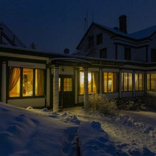 Closed for the past 18 months, Haines hotel opens for a community in need - Alaska Public Media