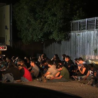 A Texas man felt sympathy for 54 immigrants discovered in a tractor-trailer. So he bought them all pizza | CNN