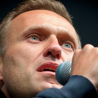 Russia announces travel bans against EU officials in response to Navalny sanctions | CNN