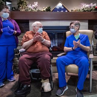 Minnesota nursing home residents get vaccine doses