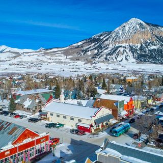 Ski Towns and the Ski Bums Who Staff Them Ponder Their Survival