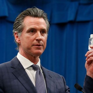 Coronavirus: Gov. Newsom urges Californians over 65 to self-isolate at home, says bars should close