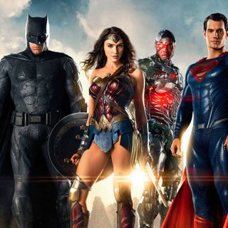 WW84 Star Offers Reasons for Justice League's Theatrical Failure