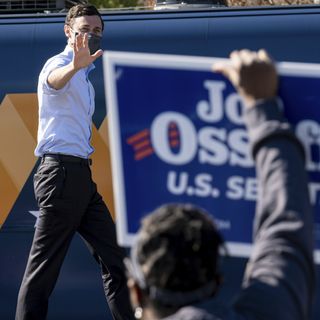 Biden flexes Georgia muscle alongside GOP in Senate races