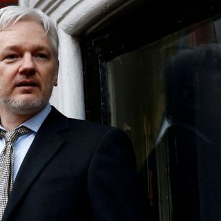 Assange: After extradition win, WikiLeaks founder seeks bail