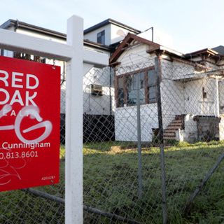 Could vacancy fines ease California’s housing crisis? Vancouver tries it, with mixed results