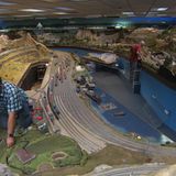 Honey, I Shrunk The Gorge! Model Railroad Re-Creates Iconic Region