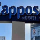 Tony Hsieh honored with massive wraps on Zappos building downtown | Las Vegas Review-Journal