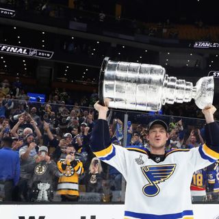 Blues defenseman Jay Bouwmeester retires