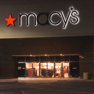 Macy's at Paradise Valley Mall to close