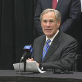 Gov. Abbott tours COVID-19 vaccine site in Arlington, hopes to replicate it around the state