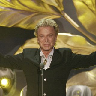 Siegfried Fischbacher, of illusion duo Siegfried & Roy, dies