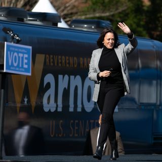 VP-elect Kamala Harris to resign Senate seat, Alex Padilla expected to replace her