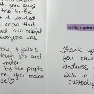 Woman arrested near Victoria, B.C., gives RCMP 4.5-star review in thank-you card - BC | Globalnews.ca