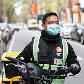 Hero of the Day: Delivery man braves coronavirus to keep quarantined NYers fed