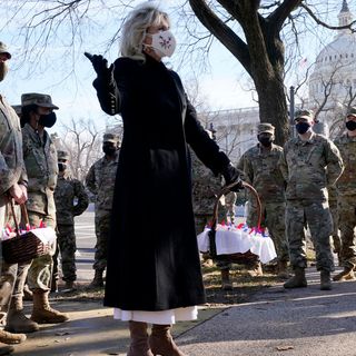 First lady Jill Biden thanks National Guard members with chocolate chip cookies