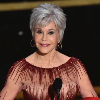 Jane Fonda To Receive Golden Globes' 2021 Cecil B. de Mille Award For Hollywood Impact