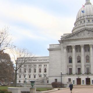 Republican state senators vote to overturn statewide mask mandate