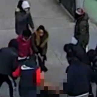 The 13 attackers in NYC Chinatown bus beatdown will turn themselves in, claim victim robbed their relative at gunpoint